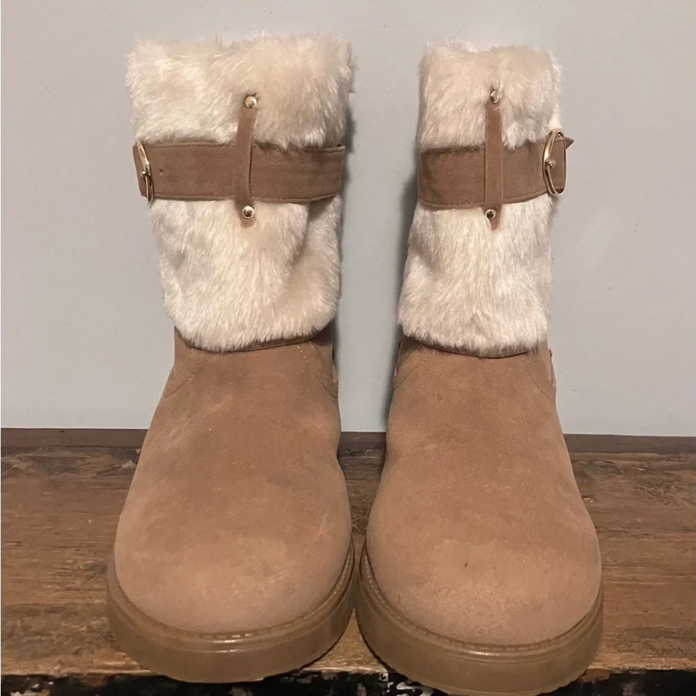 G by Guess Tan Fur-Lined Winter Boots